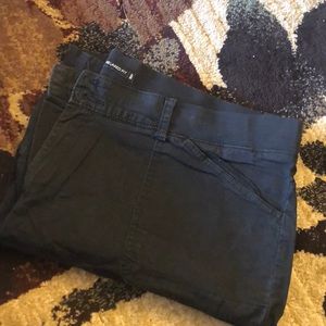 Black Lee shorts